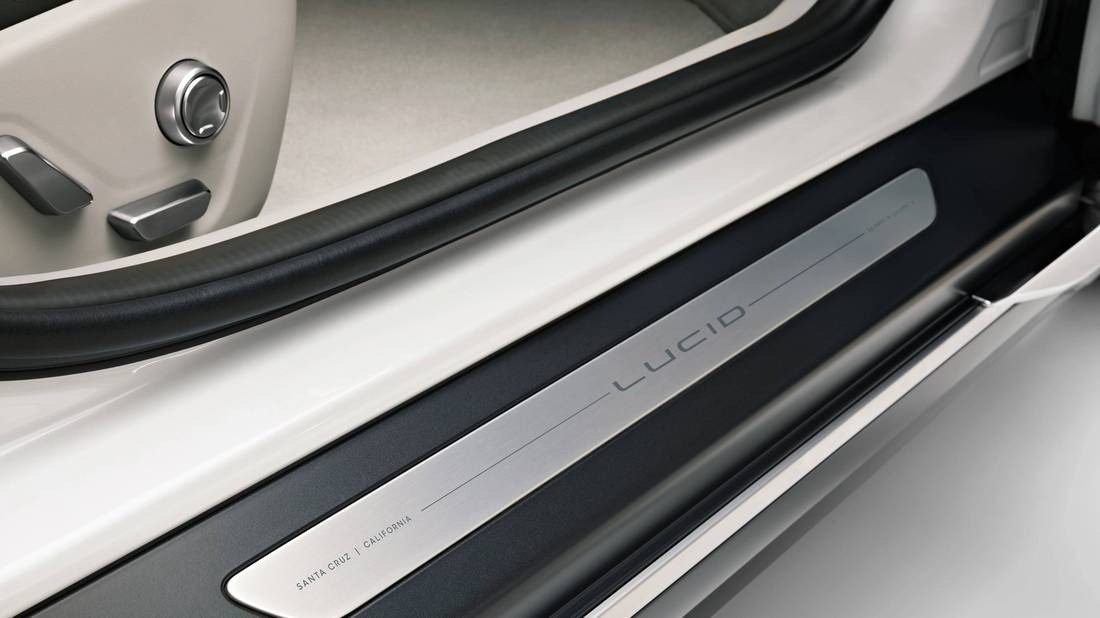 top xe dien chay xa nhat nam 2025